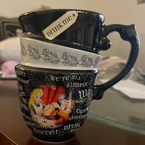 Disney official  Alice in Wonderland Stacked Teacup NWT